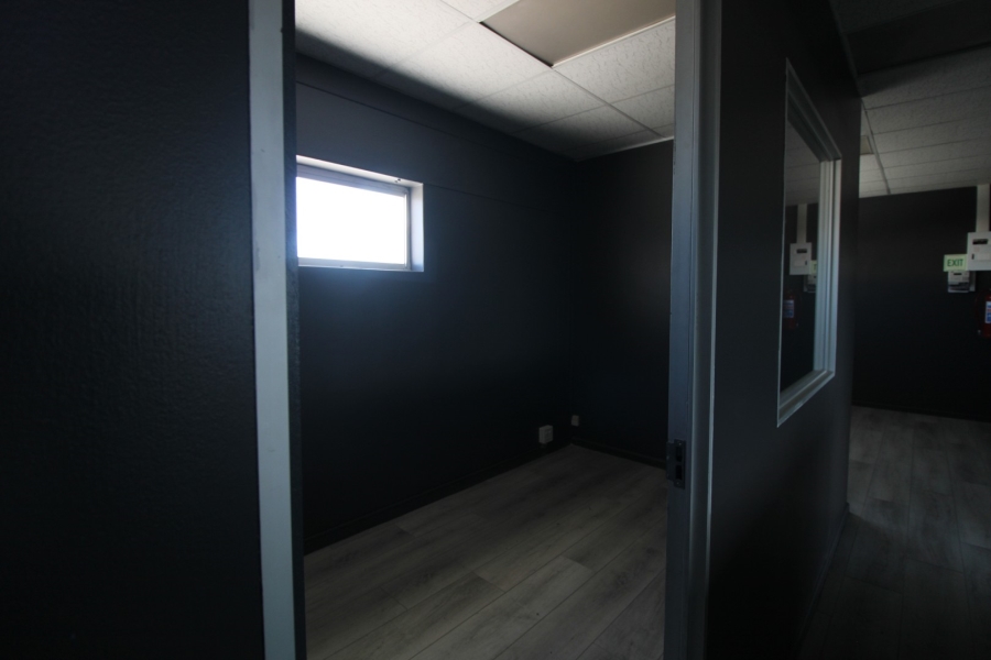 To Let Commercial Property for Rent in Montague Gardens Western Cape
